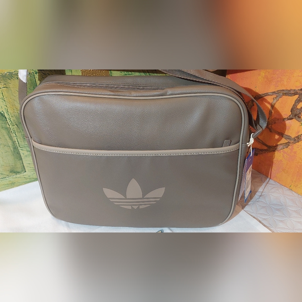 adidas Originals Olive Gray Trefoil Crossbody Messenger - Picture 2 of 12
